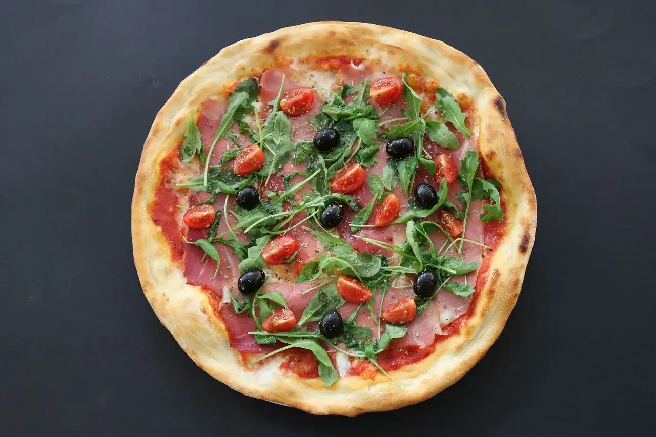 Zdjęcie Gdzie zjeść najlepszą pizzę w Pizie? Odkryj lokalne perełki