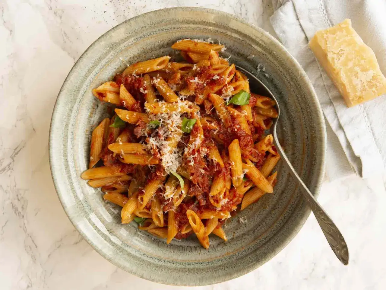 Zdjęcie Penne all'Amatriciana - łatwy przepis na klasyczne włoskie danie
