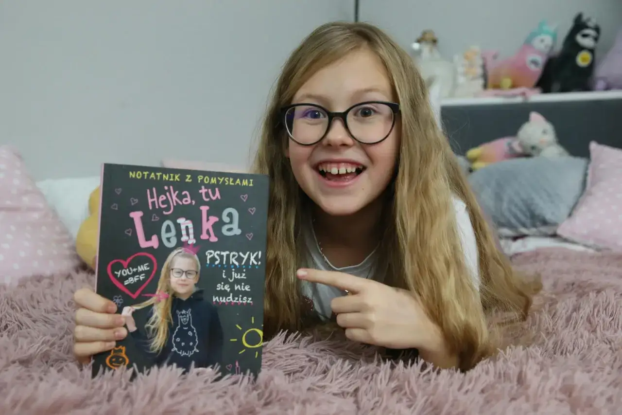 Zdjęcie Czy Lenka żyje? Aktualne informacje o jej zdrowiu i aktywności online