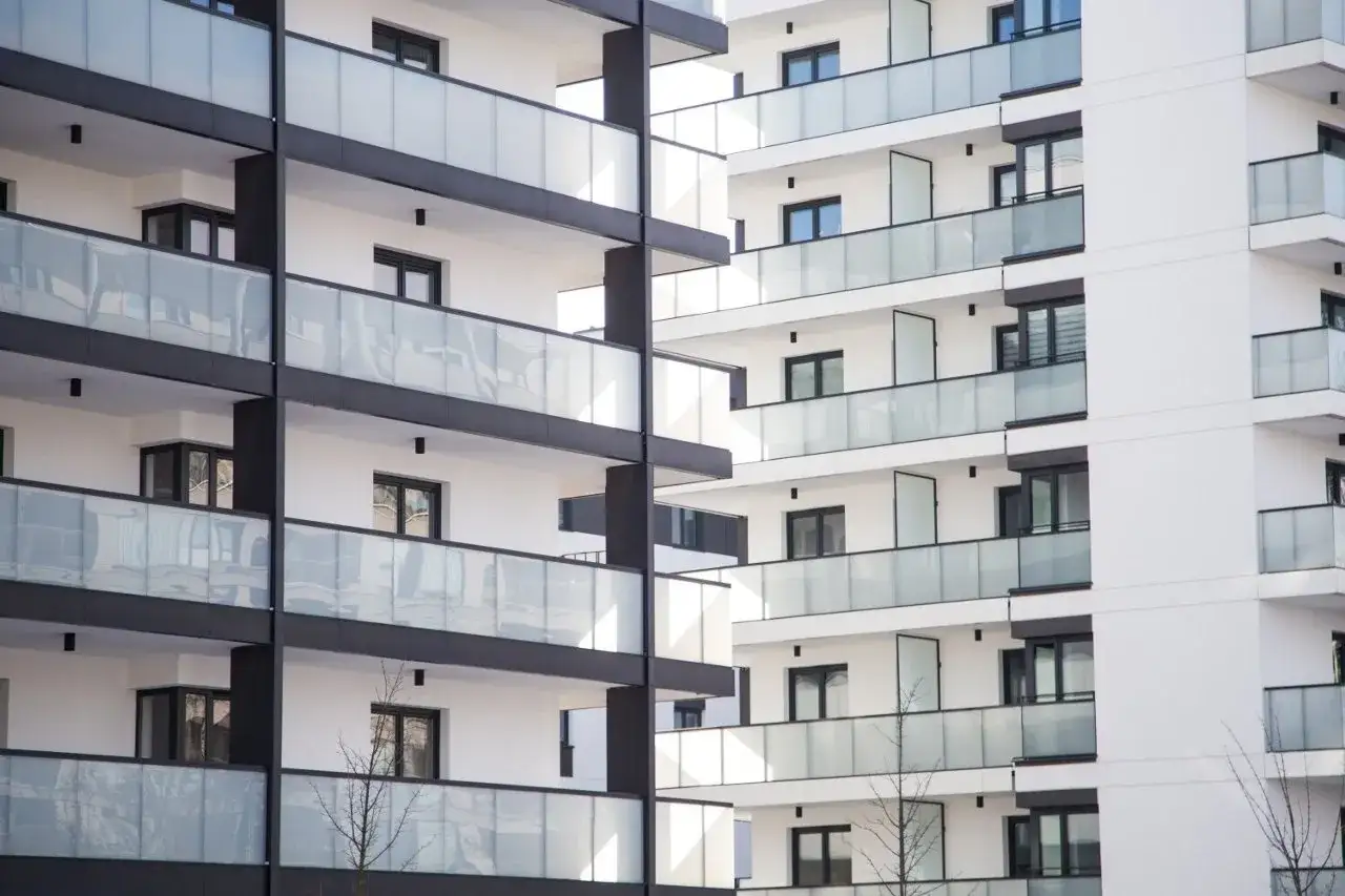 Zdjęcie Ile kosztuje apartament w Warszawie? Ceny, trendy i tajemnice rynku