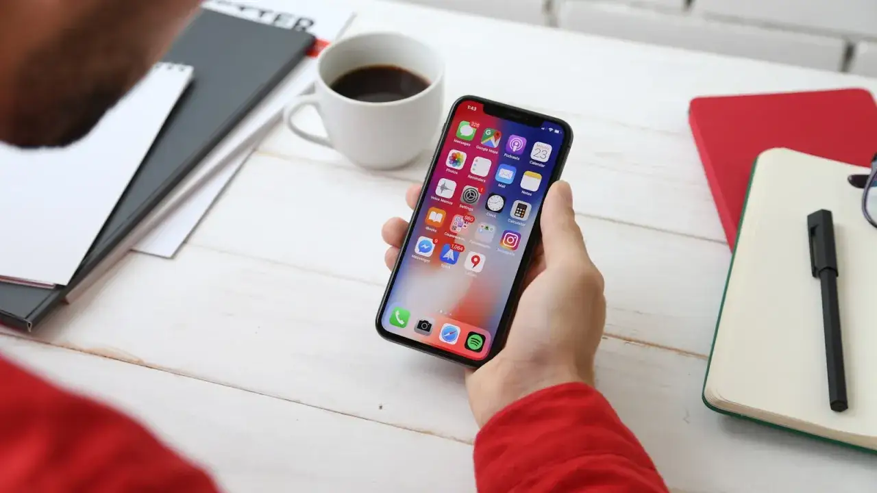 Zdjęcie Antywirus na telefon czy warto? Oto, co musisz wiedzieć, by się chronić