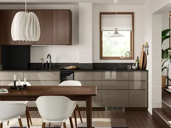 Zdjęcie Na jakiej wysokości szafki kuchenne IKEA? Odkryj idealne wymiary