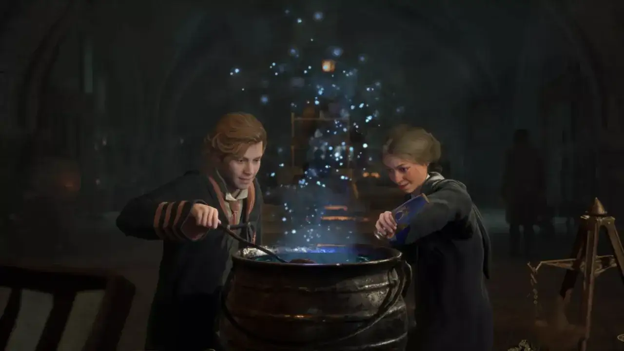 Uczniowie Hogwartu warzą eliksir, zbierając składniki do gry Hogwarts Legacy. Łowcy trofeów szukają najlepszych receptur.
