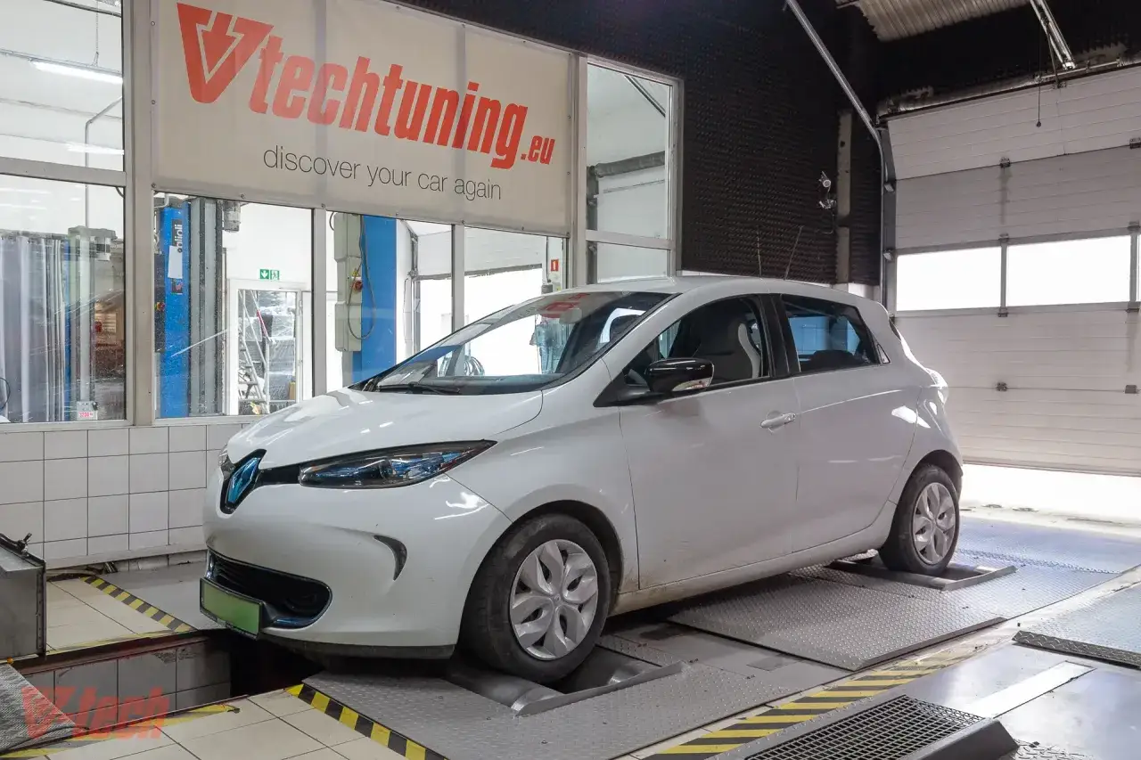 Chip tuning ile koni: Jak zwiększyć moc silnika bez ryzyka?