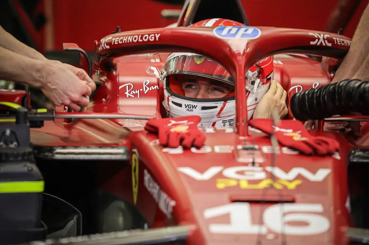 Wpływ technologii hybrydowej na bolidy F1
