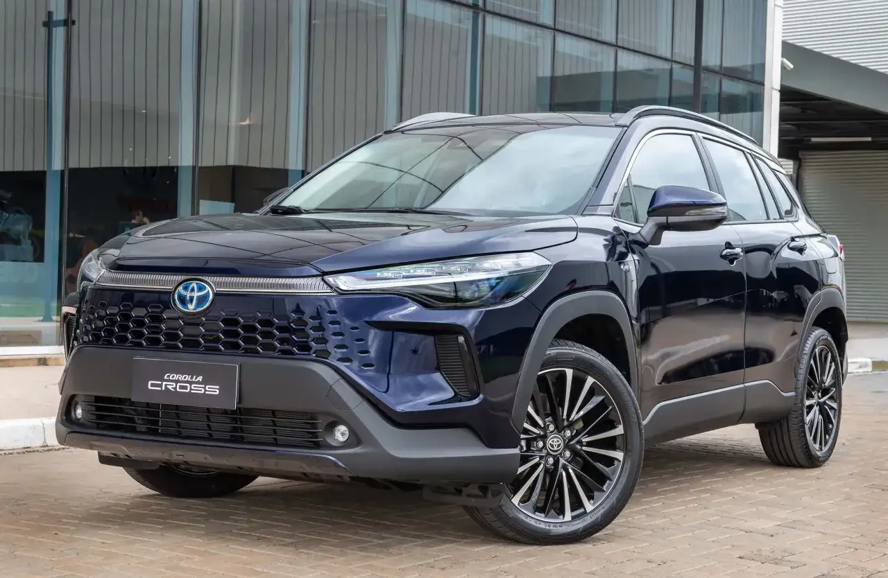 Toyota Corolla Cross - kiedy w salonach i co warto wiedzieć?
