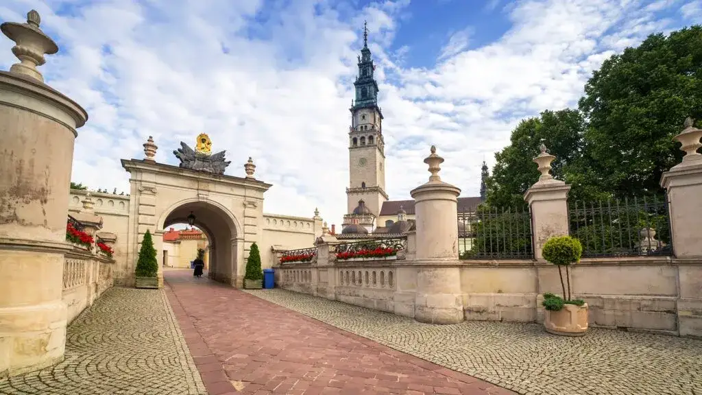Częstochowa: atrakcje poza Jasną Górą? Odkryj jej nieznane oblicza!