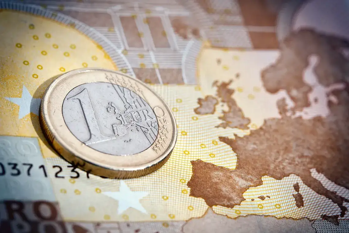 Jaka waluta obowiązuje w Hiszpanii? Poznaj euro i jego użycie