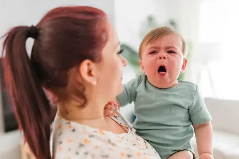 Co na kaszel u niemowlaka? Skuteczne sposoby i objawy, które niepokoją