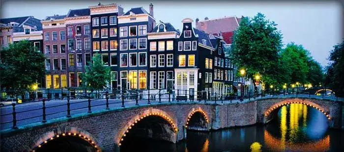 Ile kosztuje wynajem mieszkania w Amsterdamie? Zaskakujące ceny!