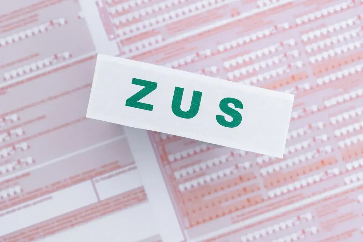 Ile wynosi ZUS dla jednoosobowej firmy w 2026? Pełny przewodnik
