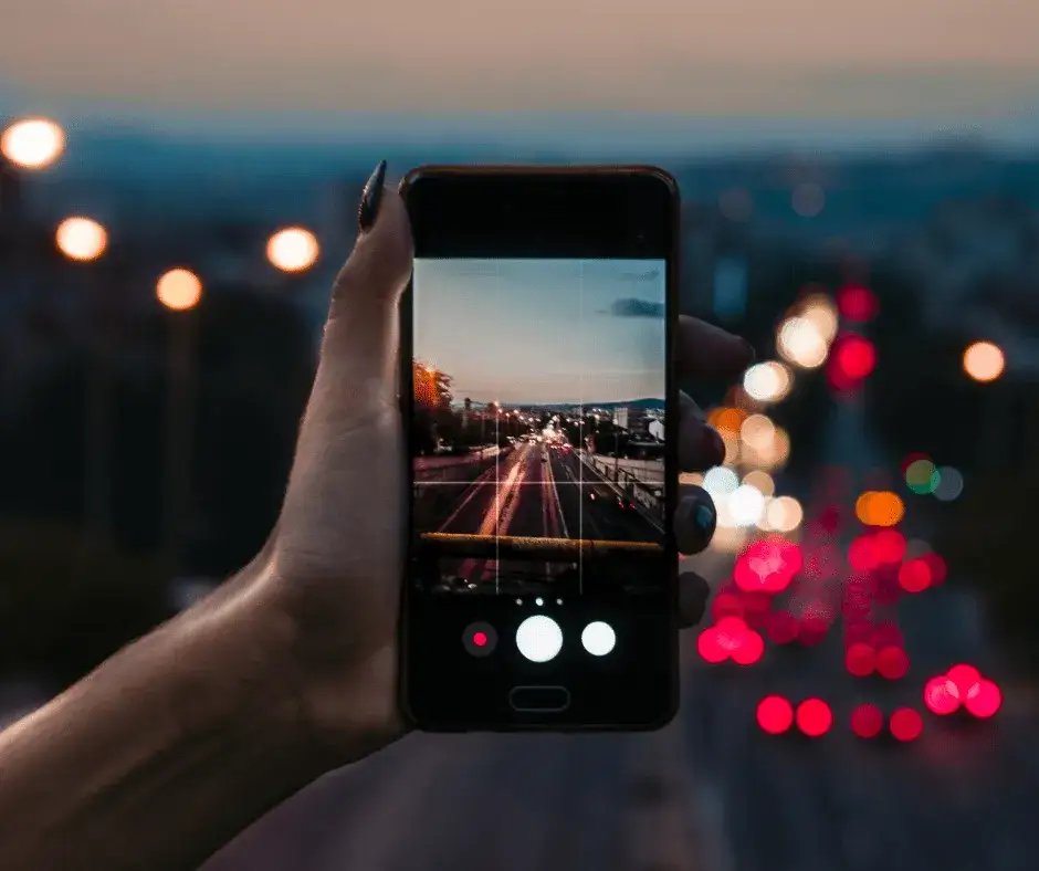 Jak robić dobre zdjęcia telefonem? Odkryj sekrety mobilnej fotografii