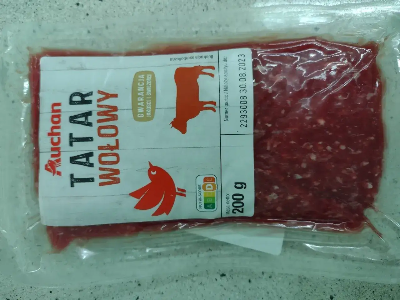 Gotowy tatar z marketu: Bezpieczny czy ryzykowny? Sprawdź!
