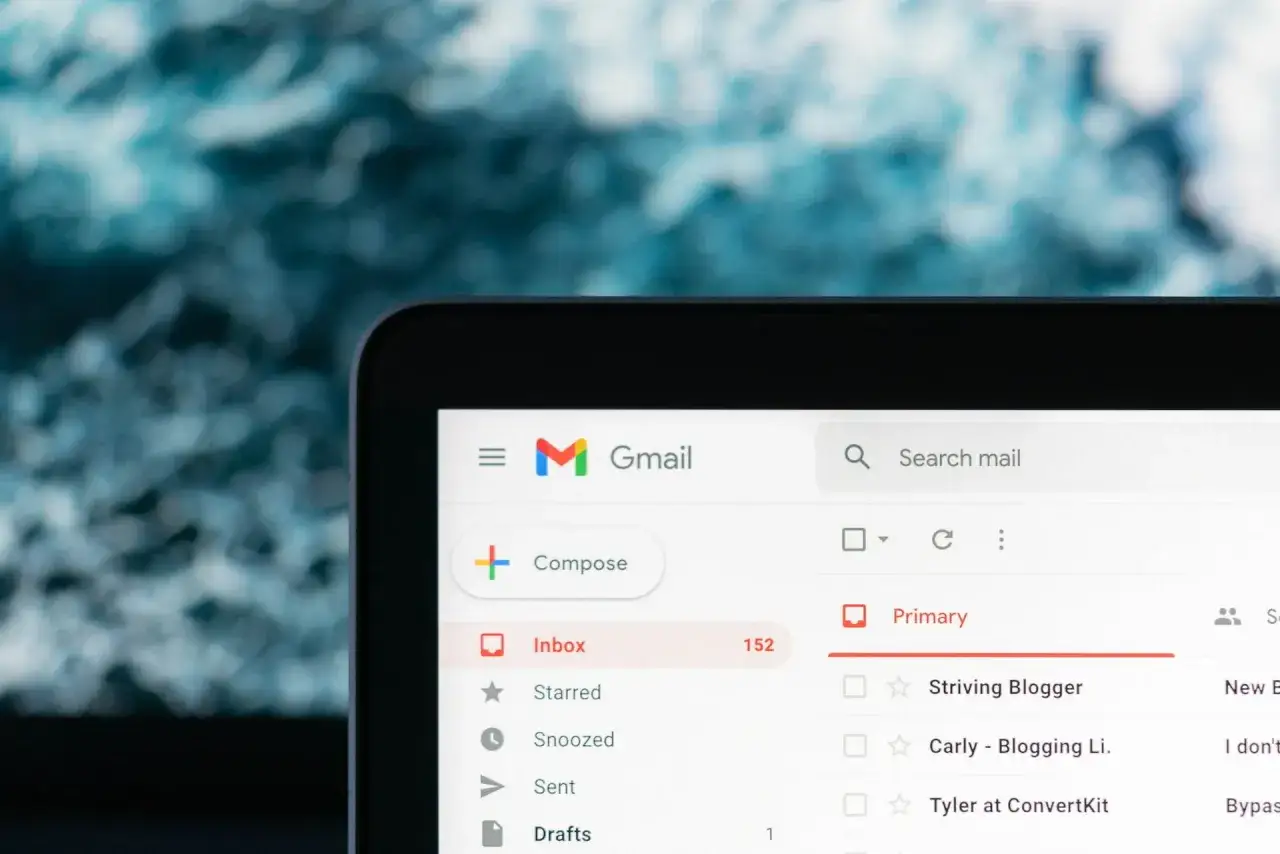 Gdzie znaleźć archiwum w Gmail? Szybki poradnik dla użytkowników