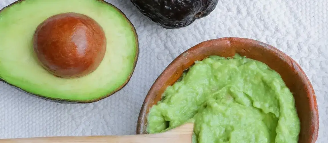 Jak zachować zielone guacamole? Sprawdzone metody, by nie ciemniało!