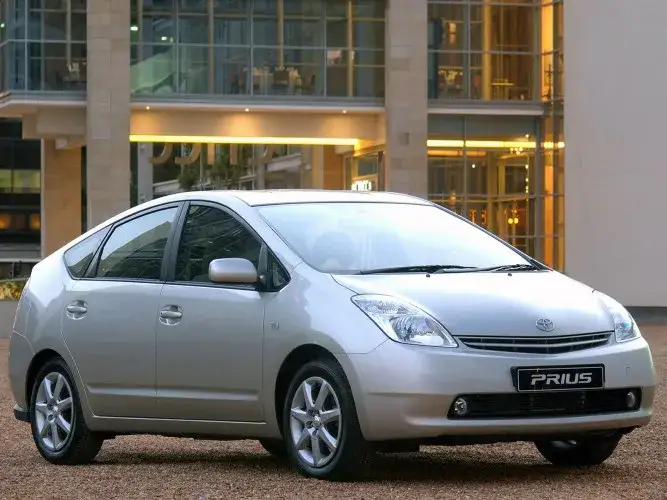 Wymiana baterii w Toyota Prius: koszty, opcje i kluczowe informacje