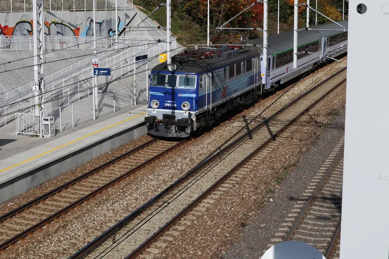 Najbliżej nad morze z Warszawy: S7, Pendolino i najlepsze miejsca