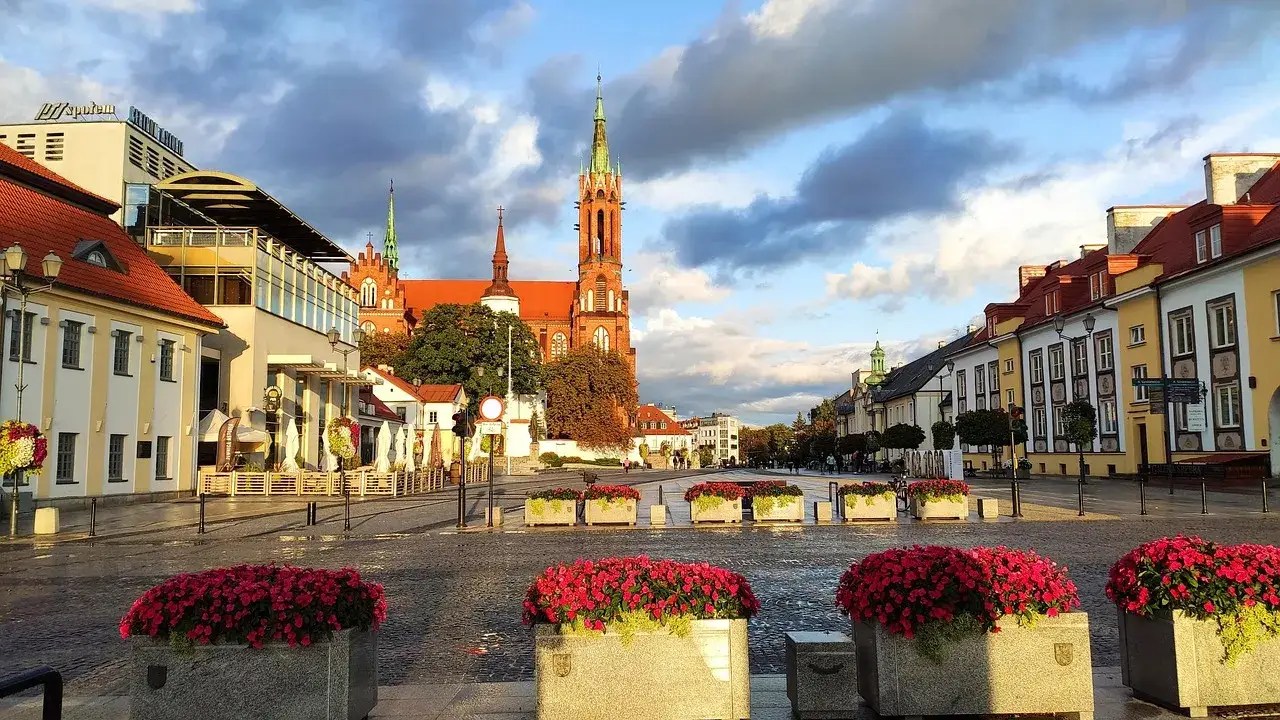 Białystok: Przewodnik po atrakcjach i praktyczne wskazówki