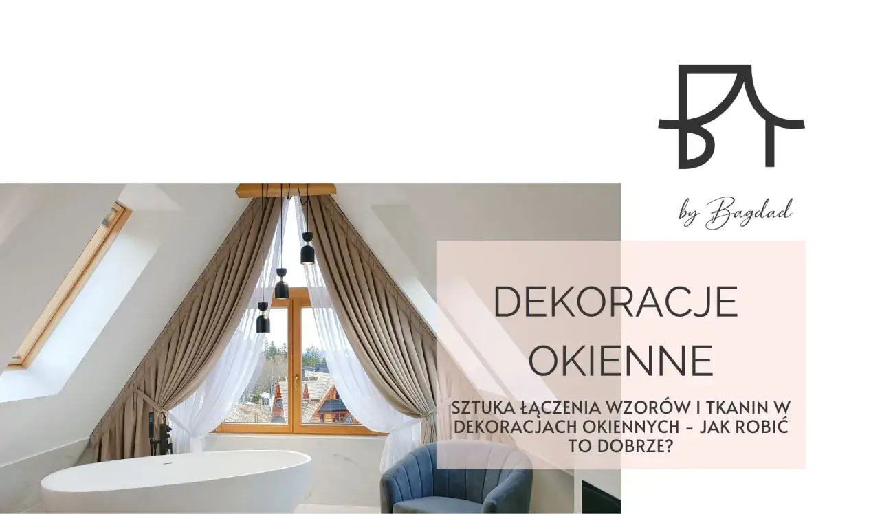Eleganckie zasłony tworzą piękny deseń wokół okna w łazience z wanną.
