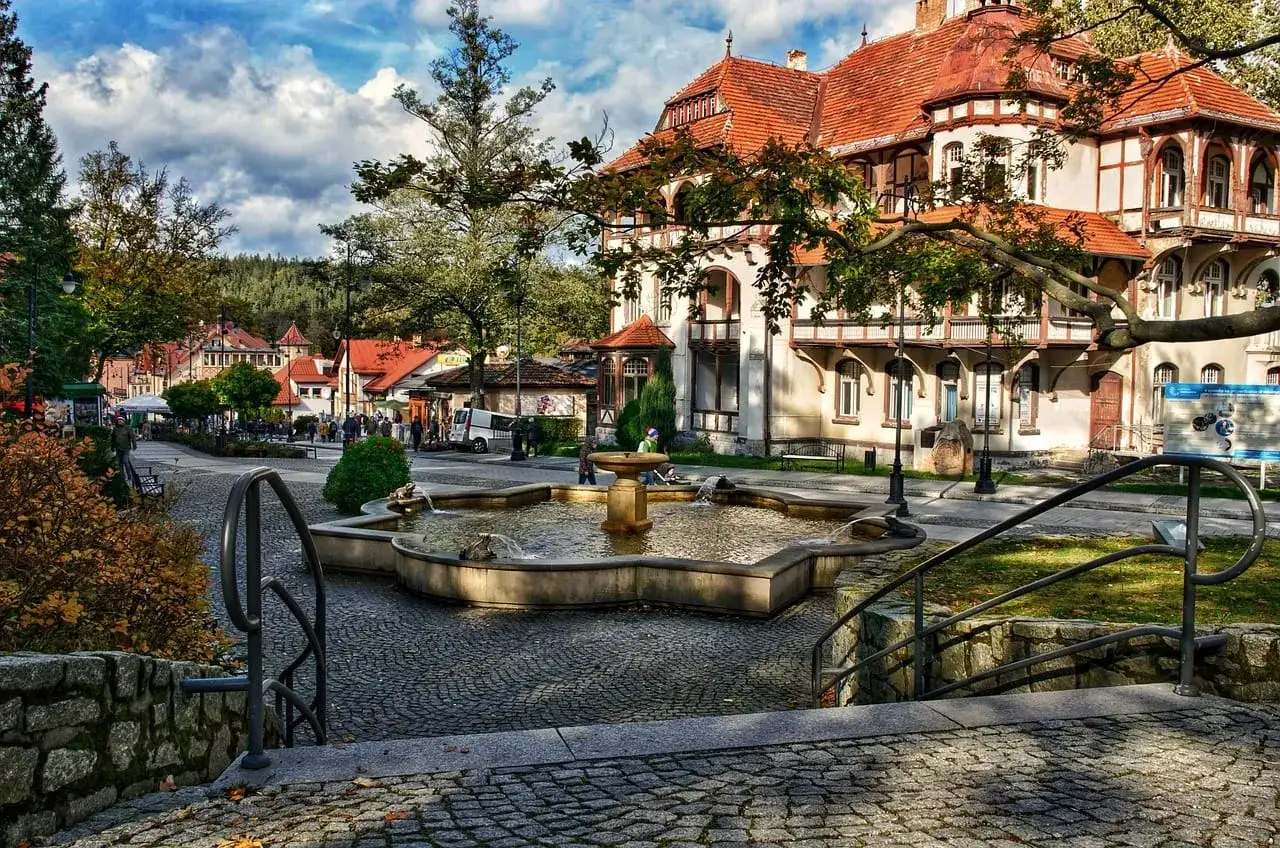 Gdzie zjeść w Szczawnie-Zdroju? Odkryj najlepsze restauracje i smaki