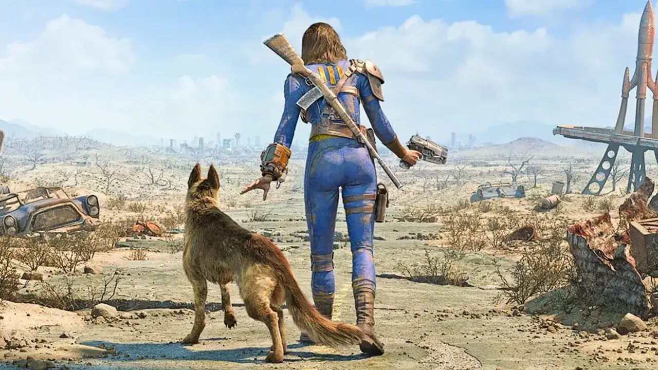 Postapokaliptyczny krajobraz z bohaterką w niebieskim kombinezonie i psem. W tle ruiny i miasto, sugerujące świat po wojnie. To może być obraz z gry Fallout 4, wzbogacony o mody.