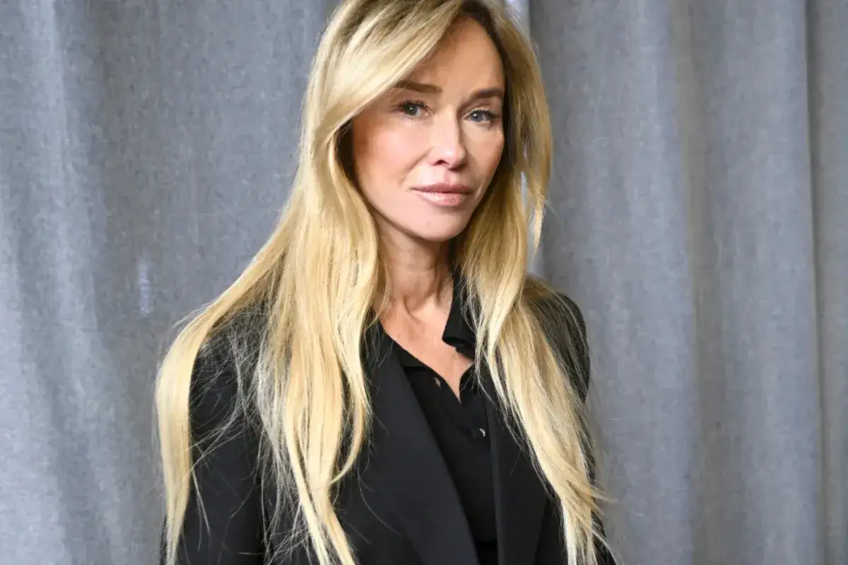 Joanna Przetakiewicz, znana z działalności biznesowej, z długimi blond włosami i w czarnym żakiecie.
