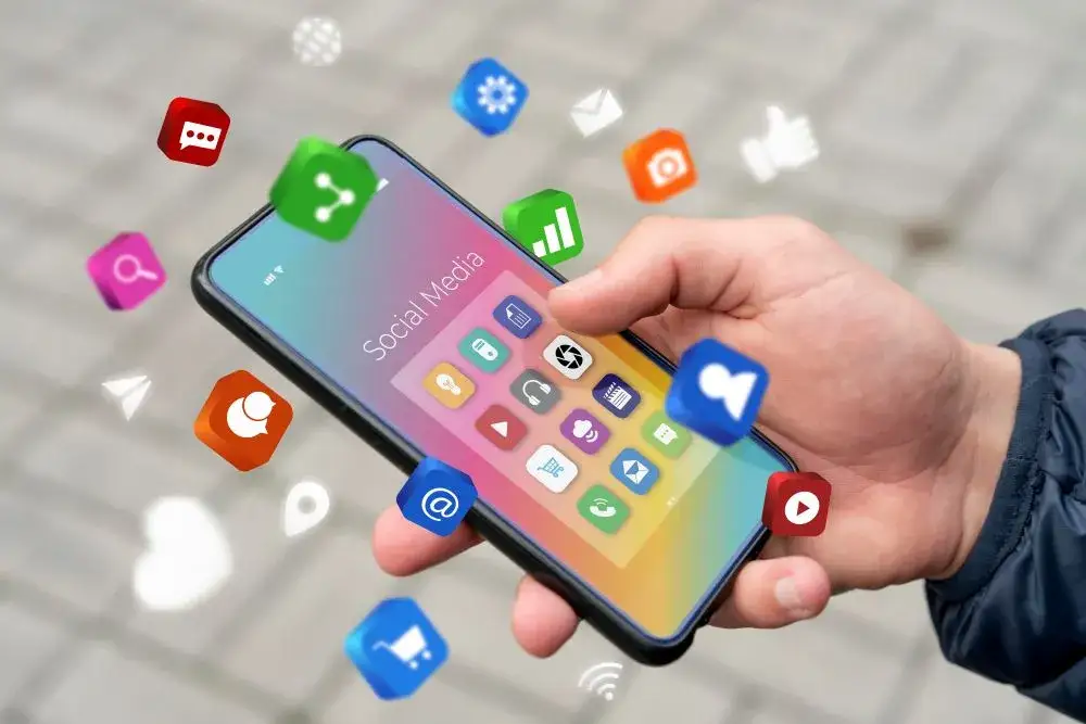 Jak przywrócić usunięte aplikacje na Androidzie i iOS? Prosty poradnik