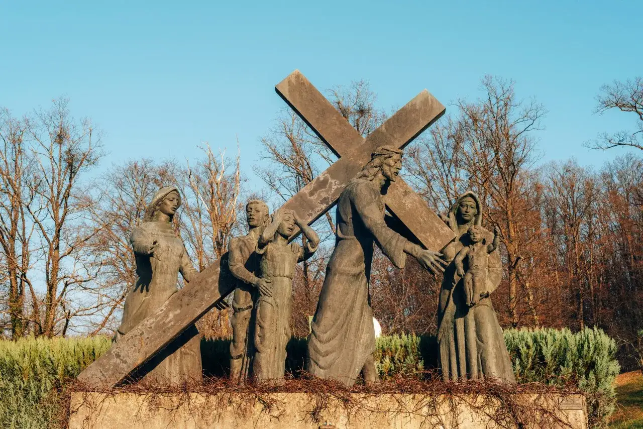 Jakie są symbole wielkiego postu i ich znaczenie w tradycji
