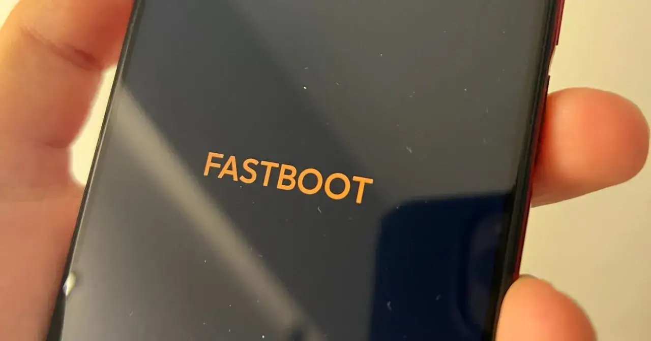 Telefon w trybie FASTBOOT, nie mogę wyłączyć. Pomocy!