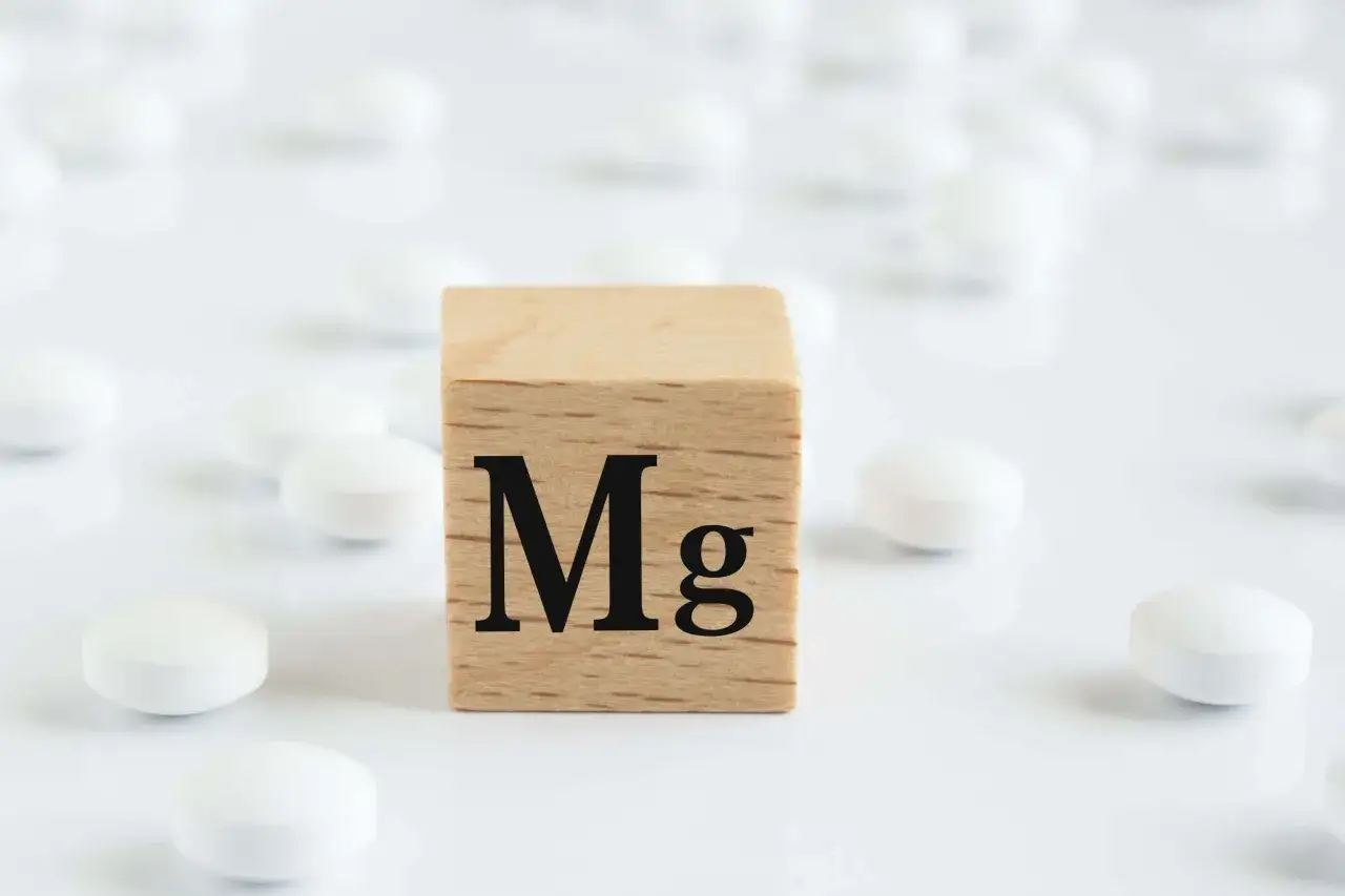Twoja psychika woła o magnez? Objawy niedoboru i co robić