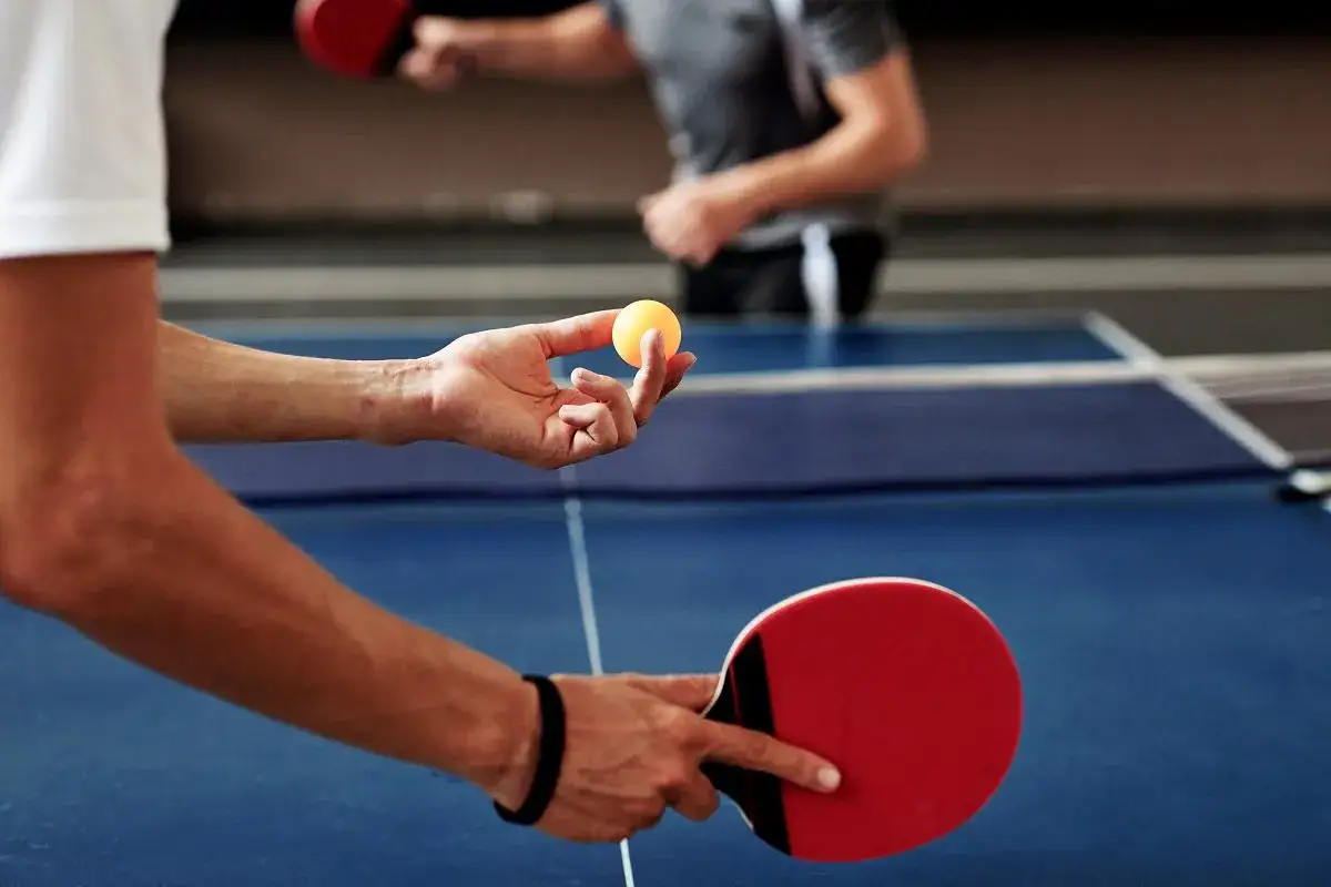 Gdzie grać w tenis stołowy w Olsztynie? Sprawdź najlepsze miejsca