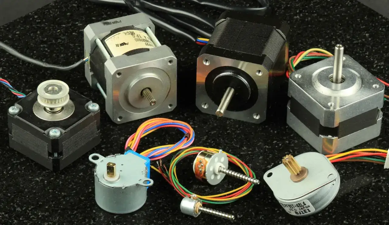 Schrittmotor: Funktionsweise, Typen und Anwendungen einfach erklärt