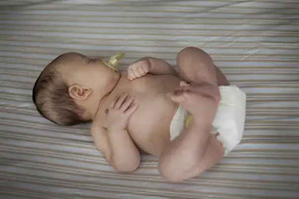 Ile śpi 6 tygodniowe dziecko? Odkryj zaskakujące fakty o śnie