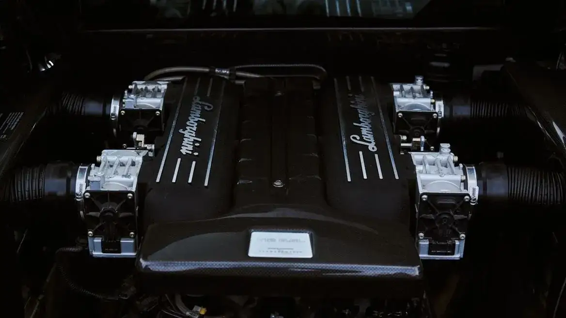 Jaki silnik ma Lamborghini? Odkryj moc i innowacje w modelach