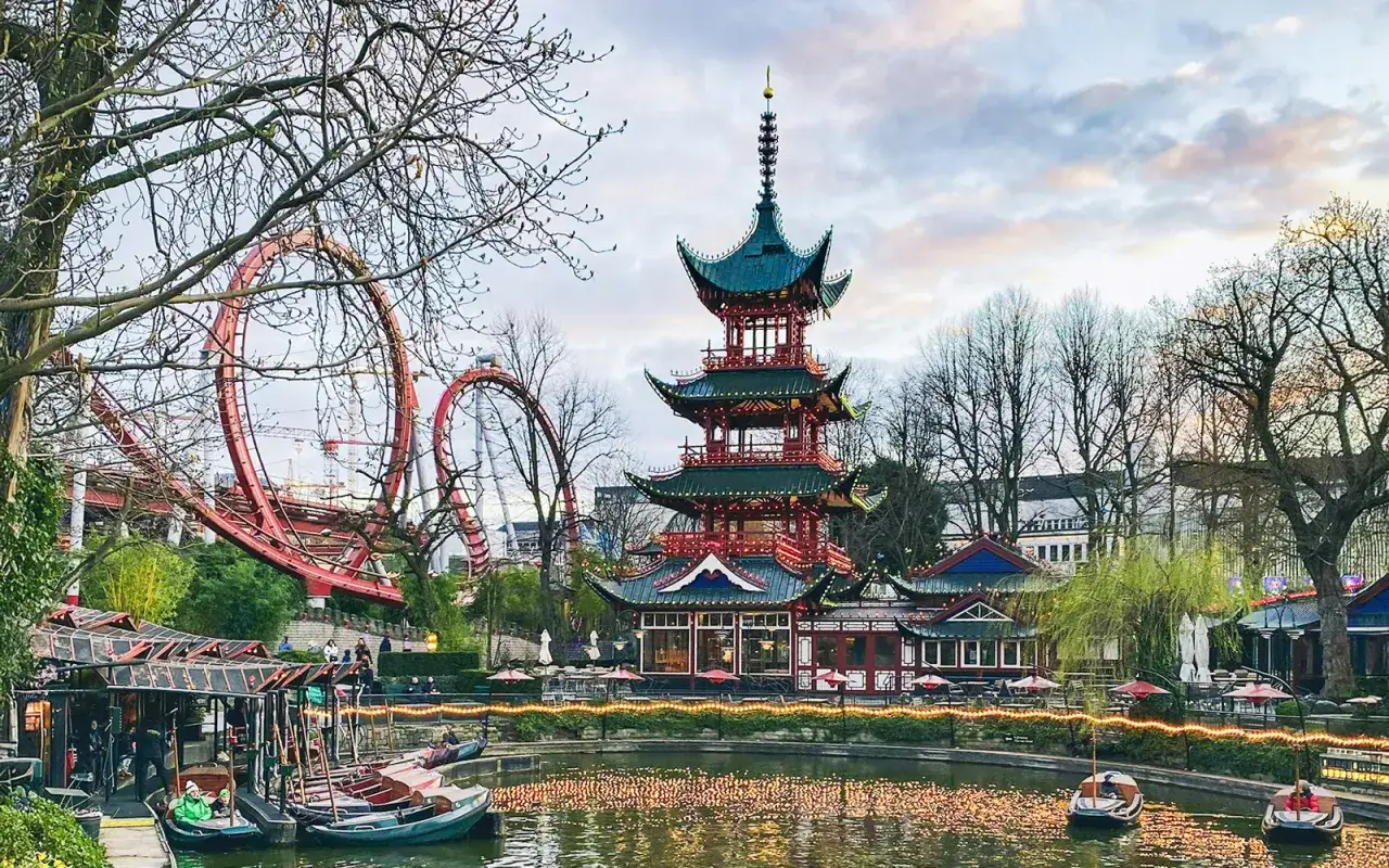 Die besten Tivoli Kopenhagen Attraktionen: Lohnt sich der Besuch?