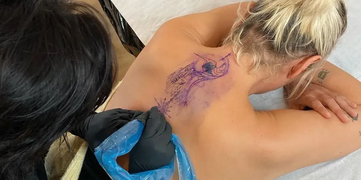 Najmodniejsze tatuaże: 7 trendów które podbijają Instagram