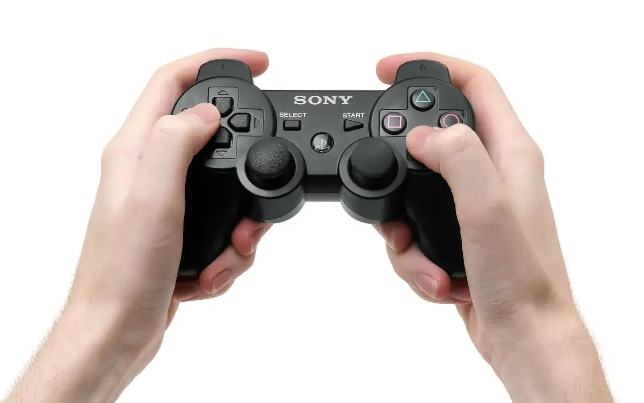Jak podłączyć pada do PC bezprzewodowo - proste sposoby i porady