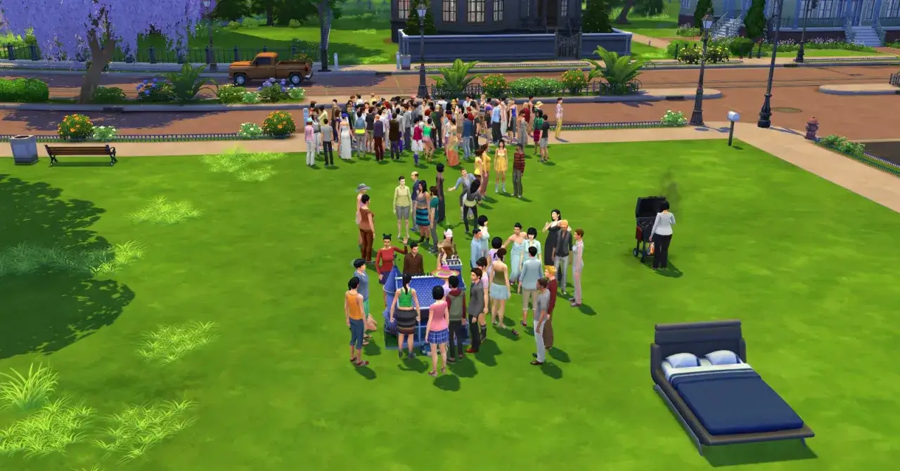Impreza w The Sims 4 z mod na więcej niż 8 simów. Tłum Simów bawi się na trawniku, grilluje i gra w szachy.