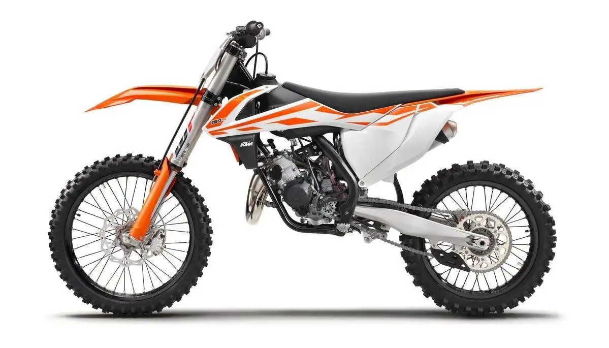 Cross czy enduro – który motocykl lepiej spełni Twoje oczekiwania?