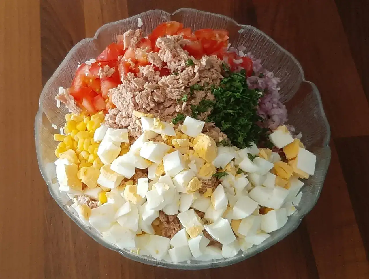 Salade de thon au riz : les secrets d'une recette aérée et savoureuse