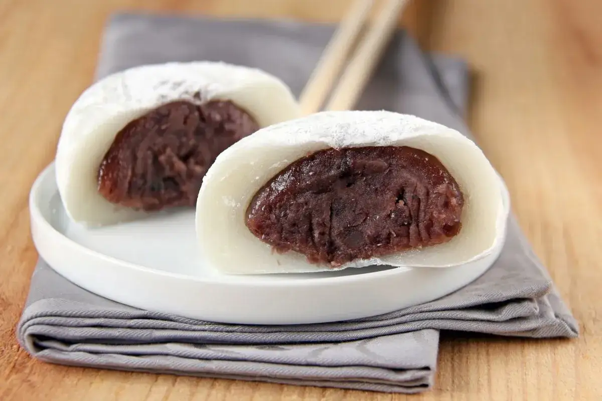 Czy mochi się gotuje? Odkryj najlepsze metody przygotowania!