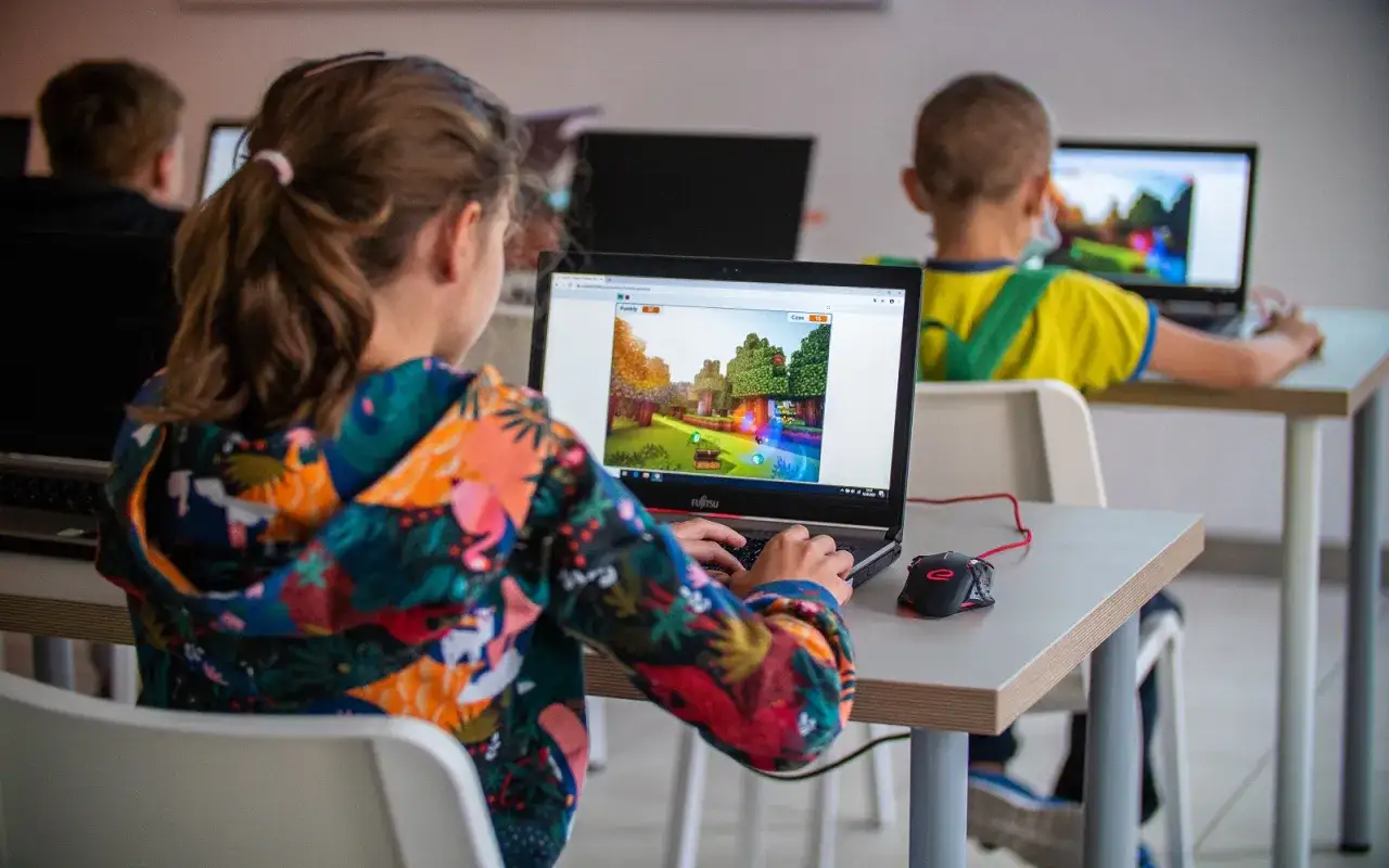 Kursy programowania Wrocław: Jak wybrać najlepszy dla siebie?