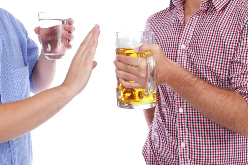 Czy alkohol wpływa na cholesterol? Poznaj prawdę o zdrowiu serca