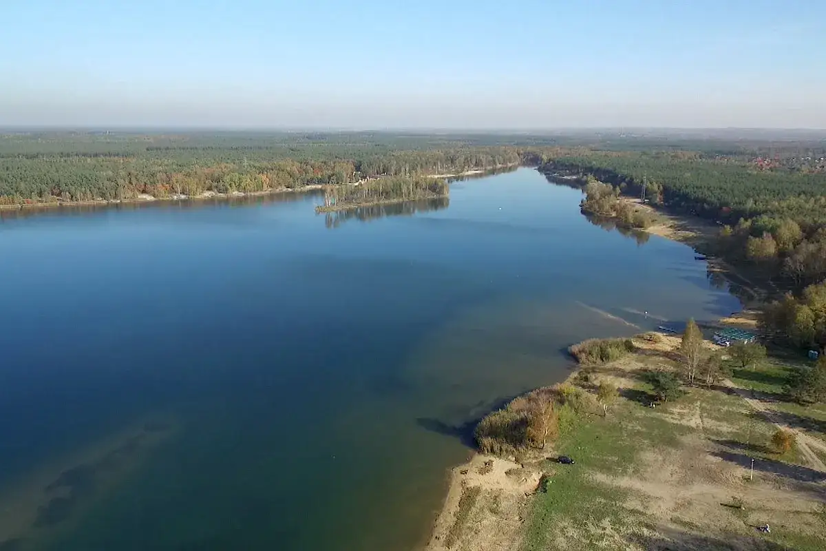Chechło-Nakło: Planujesz wizytę? Wszystko o dojeździe i atrakcjach