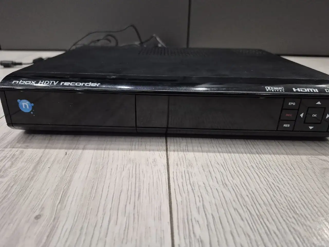 Nbox HDTV recorder: Enigma2, naprawa, alternatywy. Czy warto?