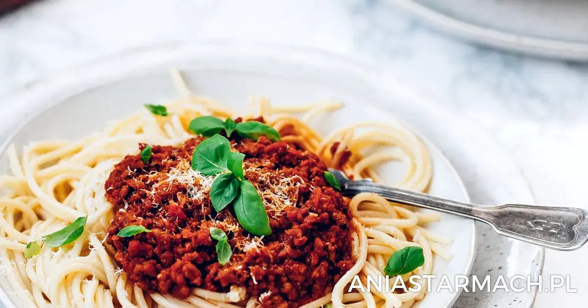 Szybkie spaghetti z mielonym – prosty przepis na pyszny obiad dla rodziny