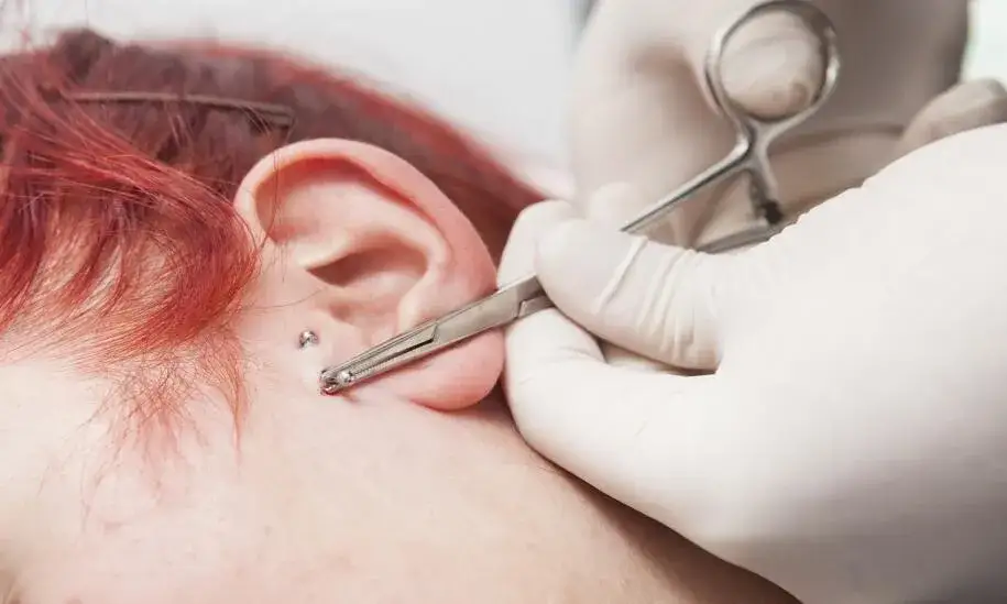 Gdzie najbardziej boli kolczyk? Odkryj najboleśniejsze miejsca na piercing