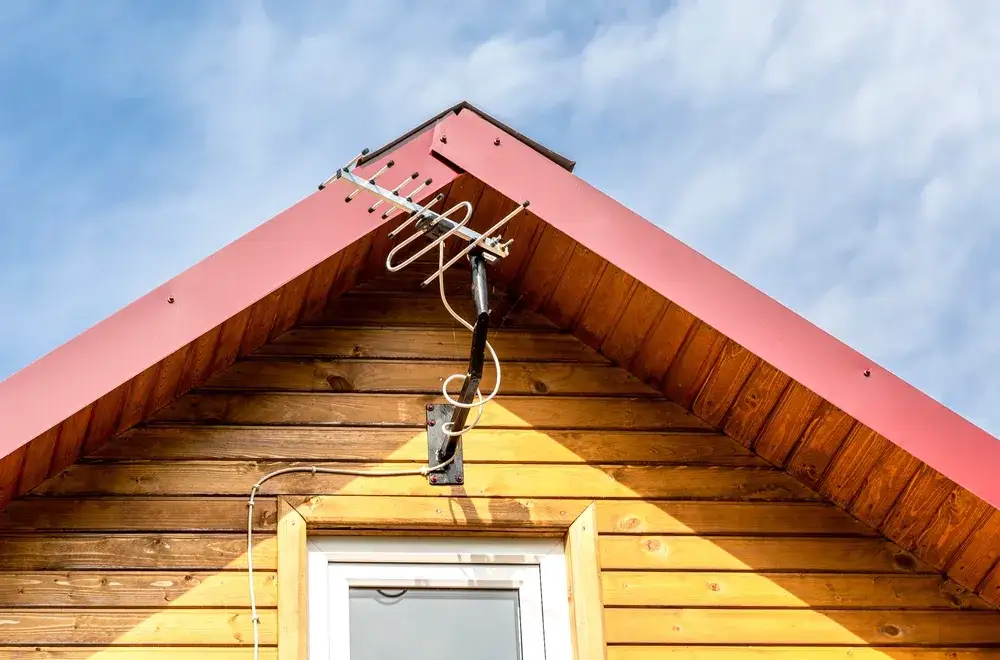 Jaką antenę kupić do telewizji naziemnej, aby uniknąć problemów z odbiorem?