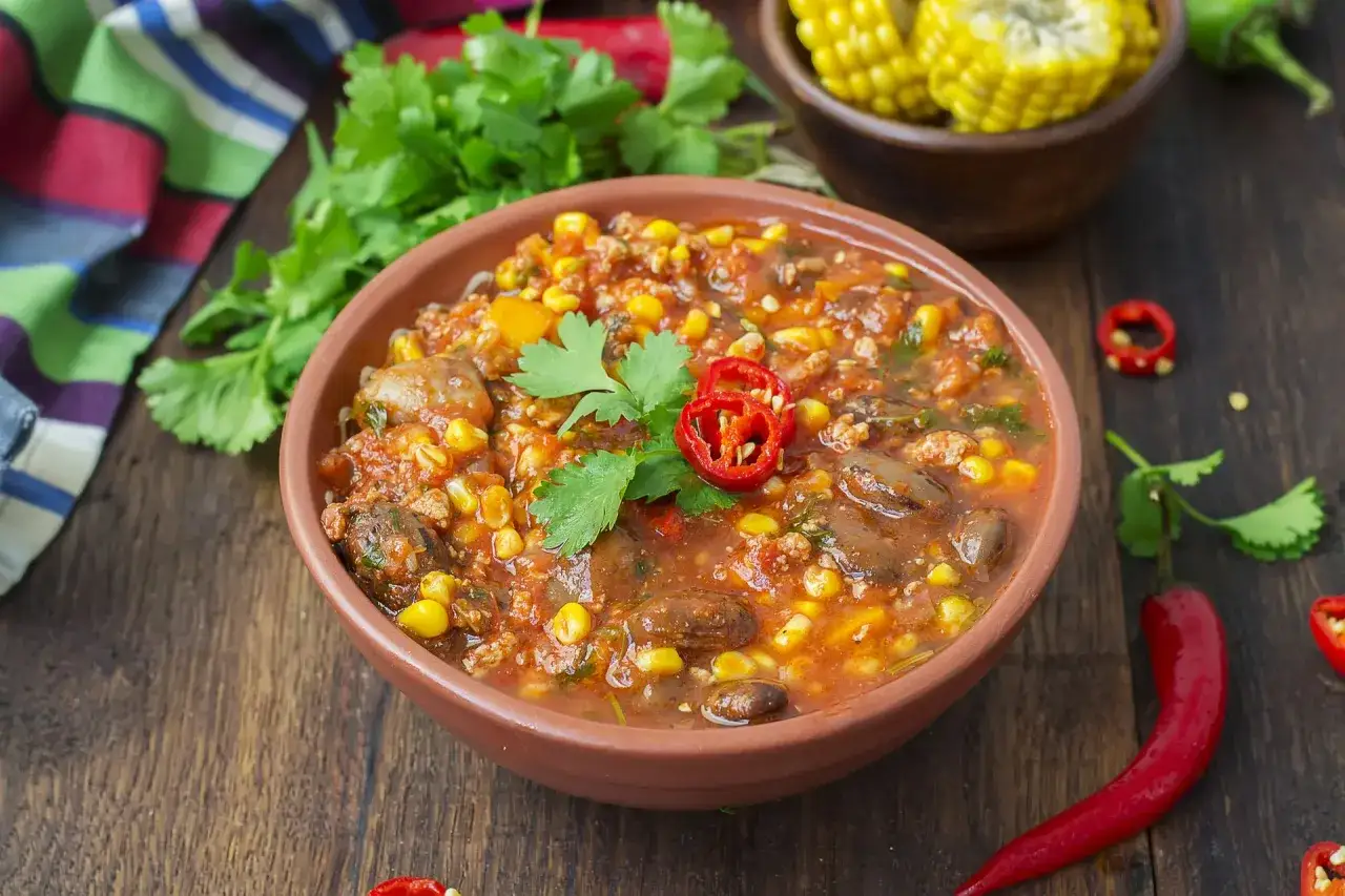 Chili con carne: Kompletny przepis, sekrety smaku i porady eksperta