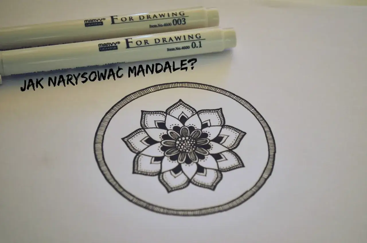 Rysunek pięknej mandali, obok dwa pisaki i pytanie "Jak narysować mandale?".